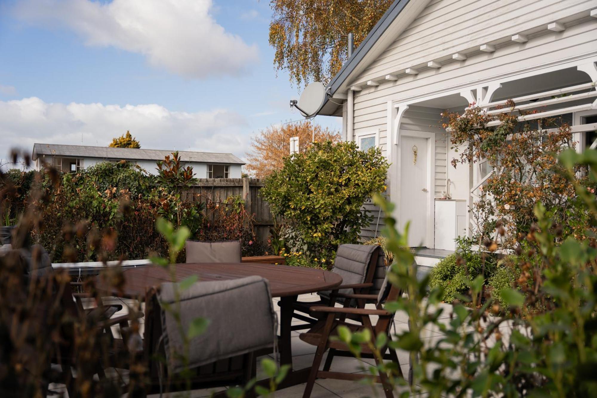 Charming 1920S Villa On Bealey Ave Christchurch Exterior foto
