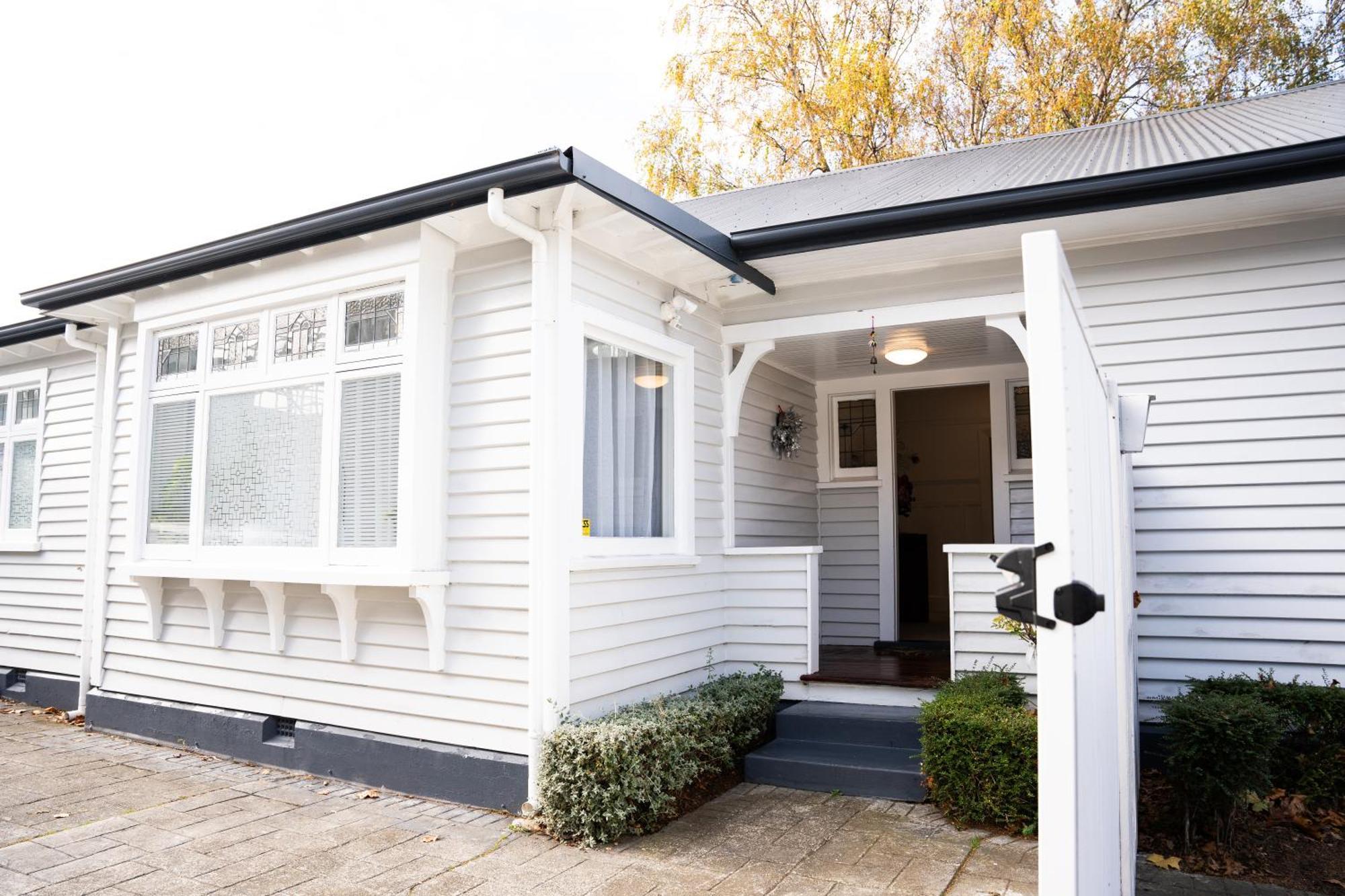 Charming 1920S Villa On Bealey Ave Christchurch Exterior foto