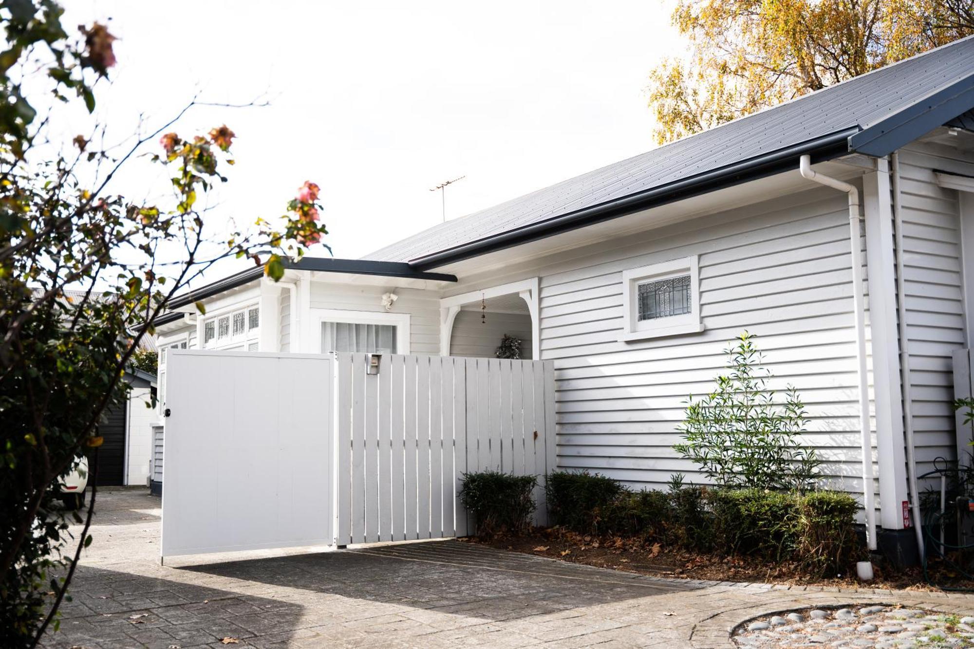 Charming 1920S Villa On Bealey Ave Christchurch Exterior foto